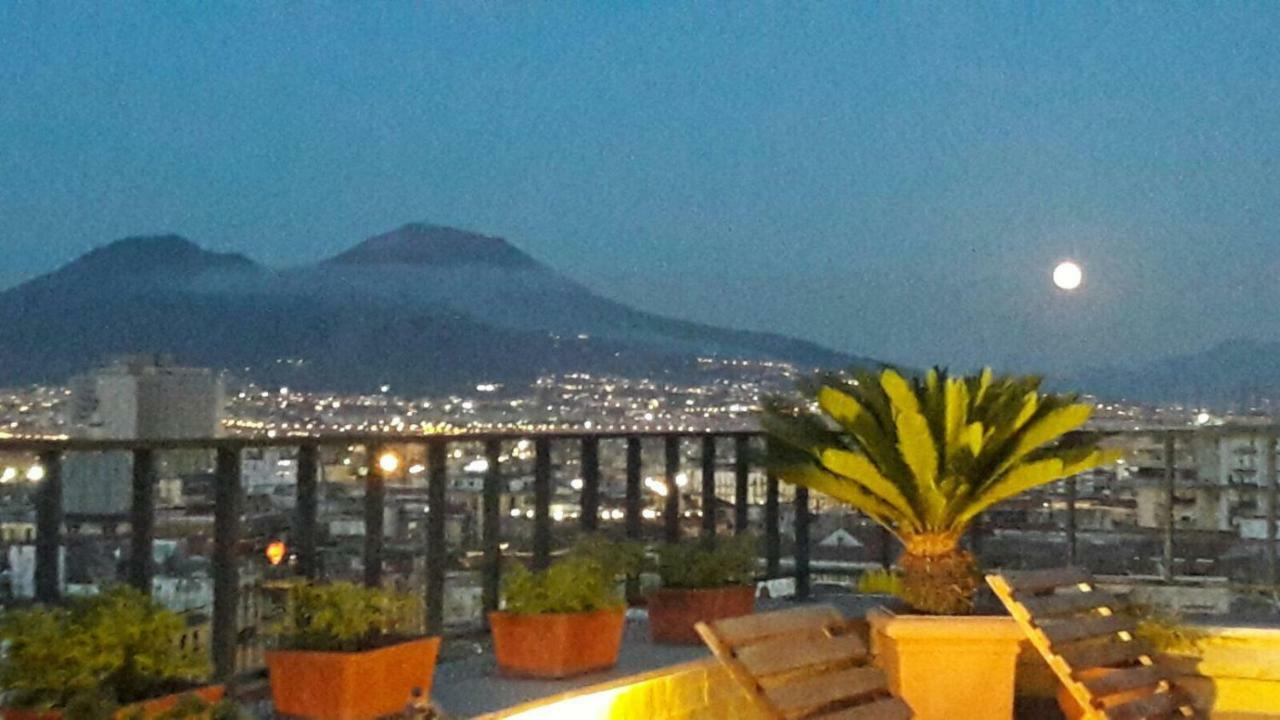 A Wonderful Penthouse In Naples Apartment Luaran gambar
